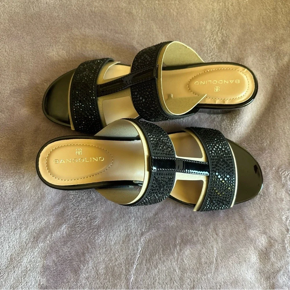 Bandolino BNILUVIT2 Black Rhinestone Wedge Sandals T-Strap Mules Womens 6M